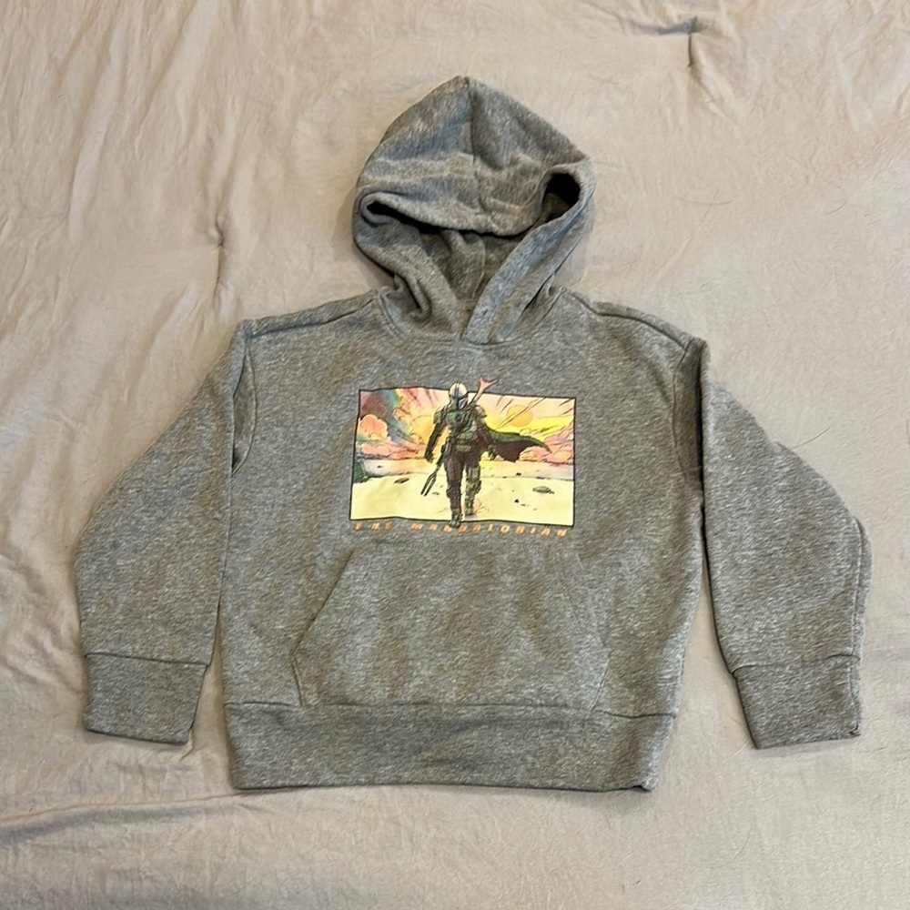 Old Navy Gray kids mandalorian Hoodie Sweatshirt size small